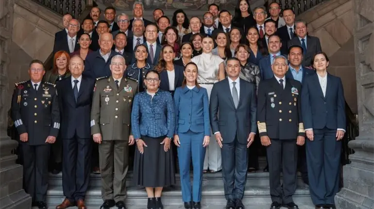 Condenan gobernadores de México amenazas de sacerdote contra mandataria de Guanajuato