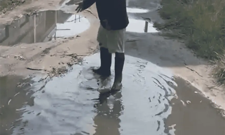 Pide ciudadano reparación de calle en malas condiciones desde hace 40 años en la Miguel Hidalgo, Centro