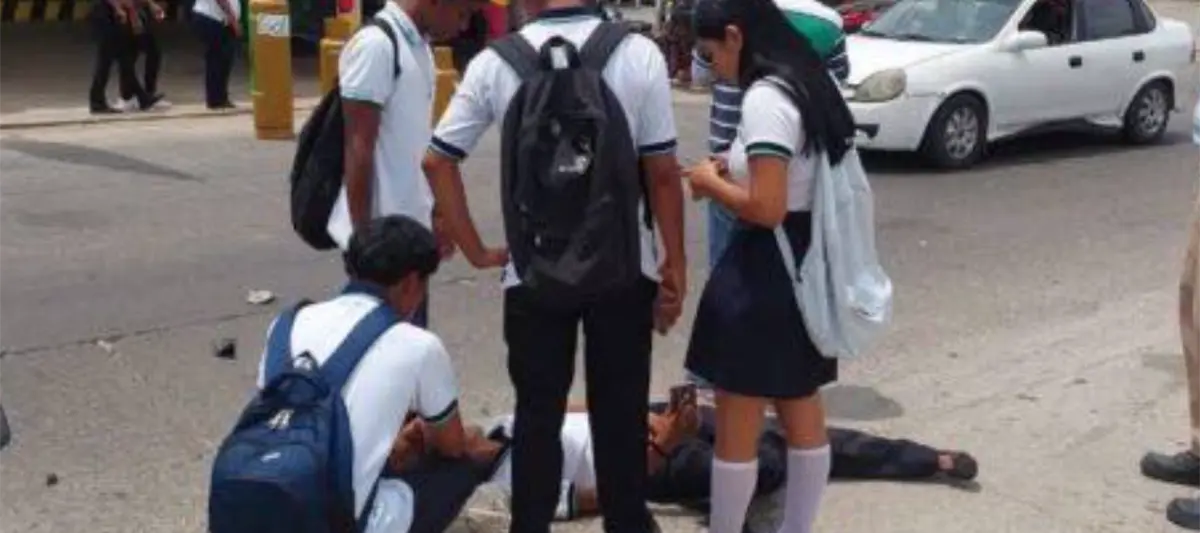 Registra Cobatab lesiones y hasta muertes entre los 4 mil estudiantes que viajan en moto