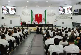 Con la ausencia de diputados de oposición, Congreso recibe 1er Informe de Gobierno