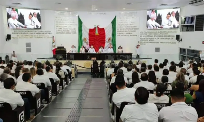 Con la ausencia de diputados de oposición, Congreso recibe 1er Informe de Gobierno