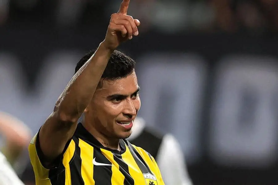 El mexicano Orbelin Pineda anota y da triunfo al AEK Atenas