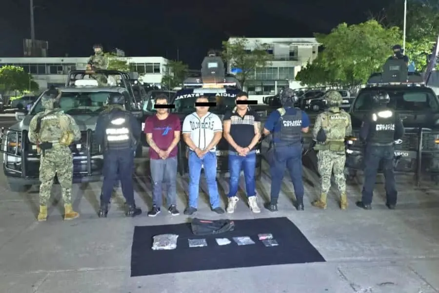 Capturan a tres personas por presunto narcomenudeo