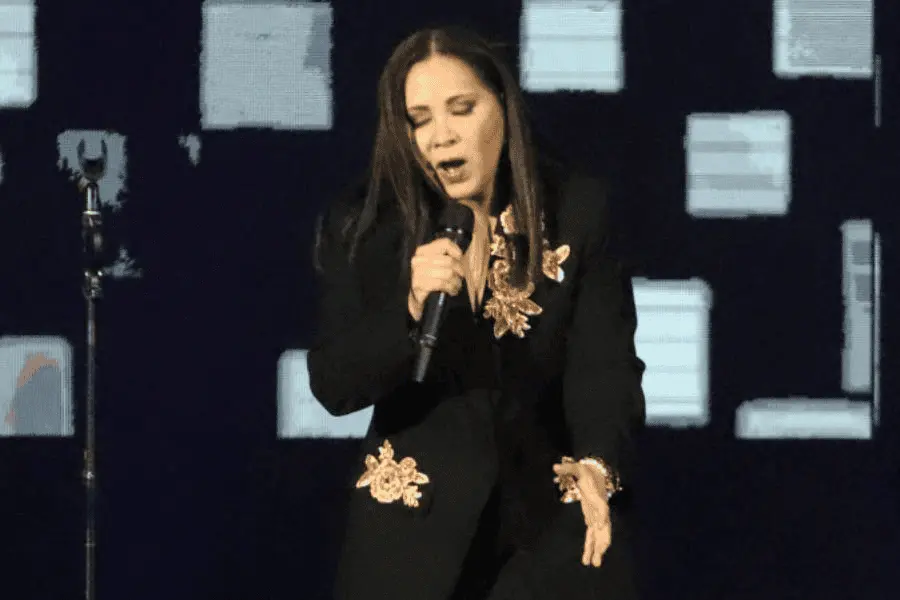 Me pone en peligro, pero no me importa: Ana Gabriel habla sobre el homicidio de Carlos Manzo