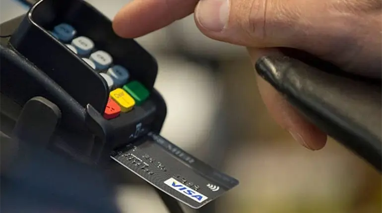 Quejas por fraudes con tarjetas o transferencias, representan el 60%: CONDUSEF