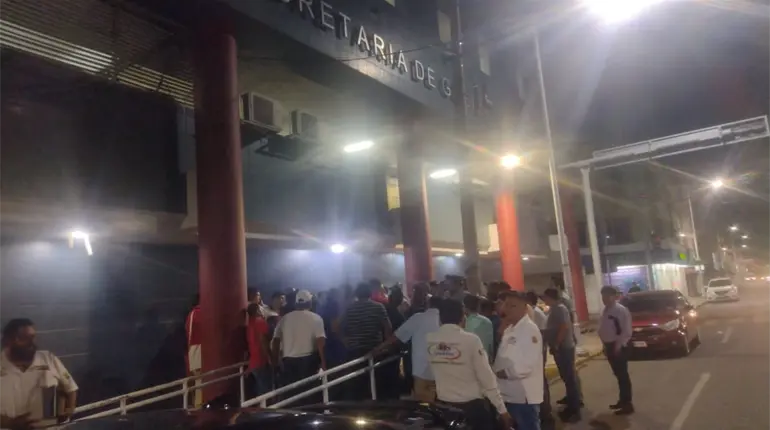 Suspende AMOTAC bloqueos en carreteras; logran acuerdos con autoridades