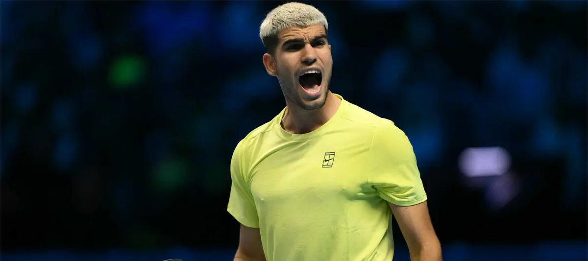 El español Carlos Alcaraz debuta con triunfo en el ATP Finals 2025