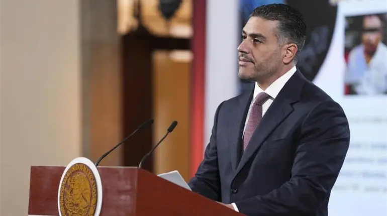 Escoltas de Carlos Manzo no están detenidos, pero siguen declarando: García Harfuch