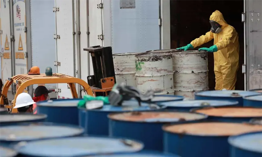 China anuncia nuevos controles para exportar precursores del fentanilo