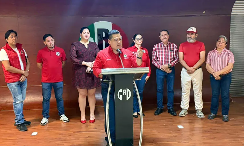 El gobierno del Estado ya no tiene recursos, por eso lanza nuevo reemplacamiento, acusa el PRI