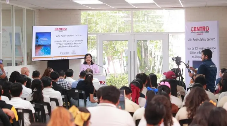 Celebra Osuna Día Nacional del Libro con participación de más de 300 jóvenes