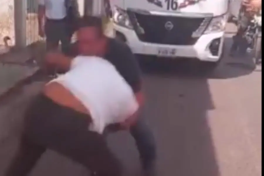 Choferes de transporte público de Nacajuca protagonizan pelea