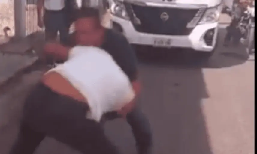 Choferes de transporte público de Nacajuca protagonizan pelea