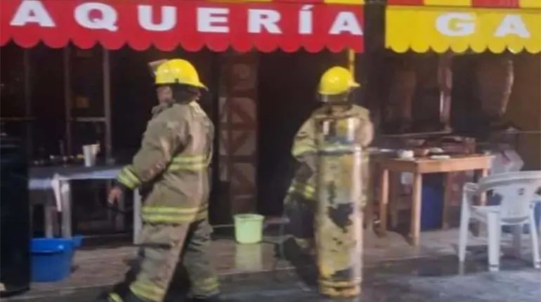 Se registra conato de incendio en taquería en Villahermosa