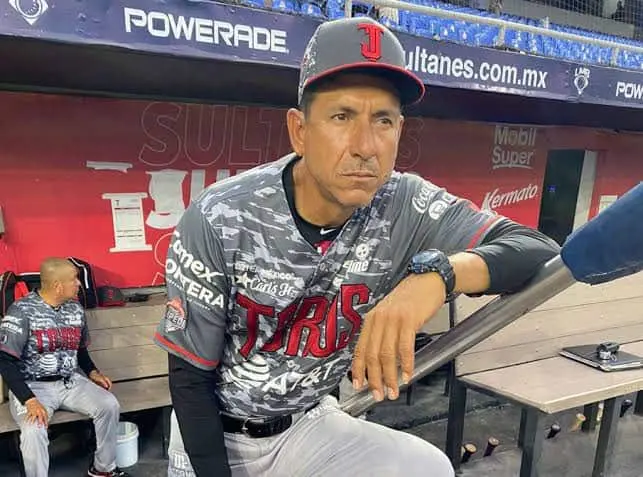 Toros de Tijuana da de baja a los coach Isidro Márquez y Carlos Gastélum