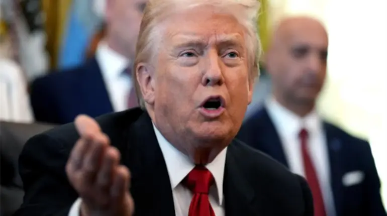 Revelan nuevos correos que confirmaría cercanía entre Trump y Epstein