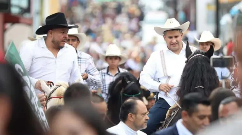 Uruapan cancela desfile del 20 de noviembre por ola de violencia