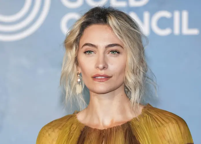 Paris Jackson revela tener el tabique nasal perforado a causa del consumo de drogas