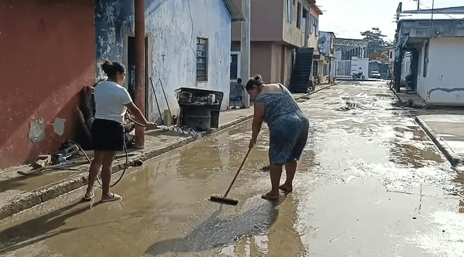 Nunca pensamos que el río desbordaría, porque estaba bajo: habitante afectada de Jalapa