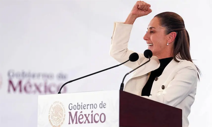 Sheinbaum acusa que hay campaña financiada en su contra; "mejor que paguen sus impuestos", dice