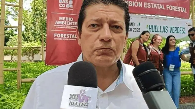 Reducción de flujo vehicular en Bicentenario, por reparación de fugas: SAS