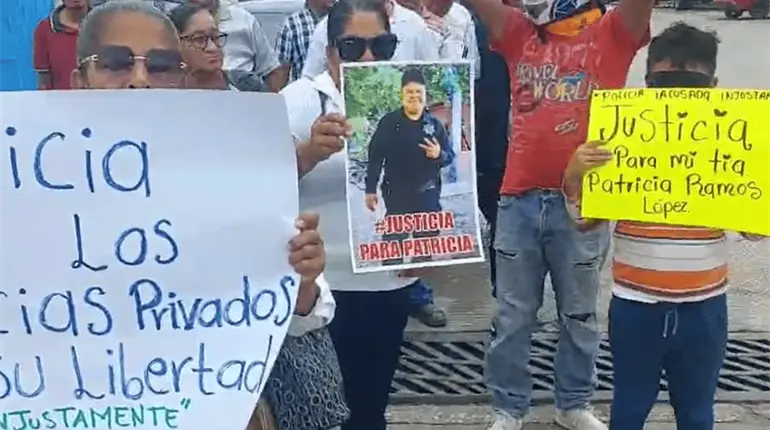 Marchan en Jalapa; exigen liberación de policías detenidos por la FIRT Olmeca