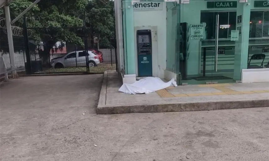 Fallece hombre afuera de Banco Bienestar en Reforma, Chiapas