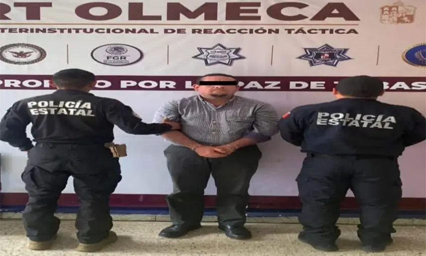 Detienen a sujeto por presunto robo de vehículo en Centro