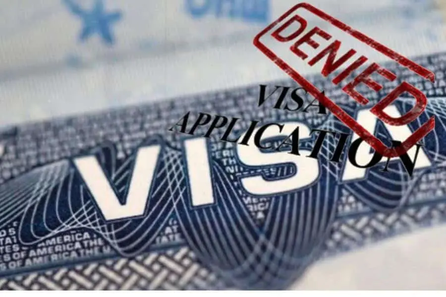 EE. UU. podría negar visas a personas con obesidad y enfermedades crónicas