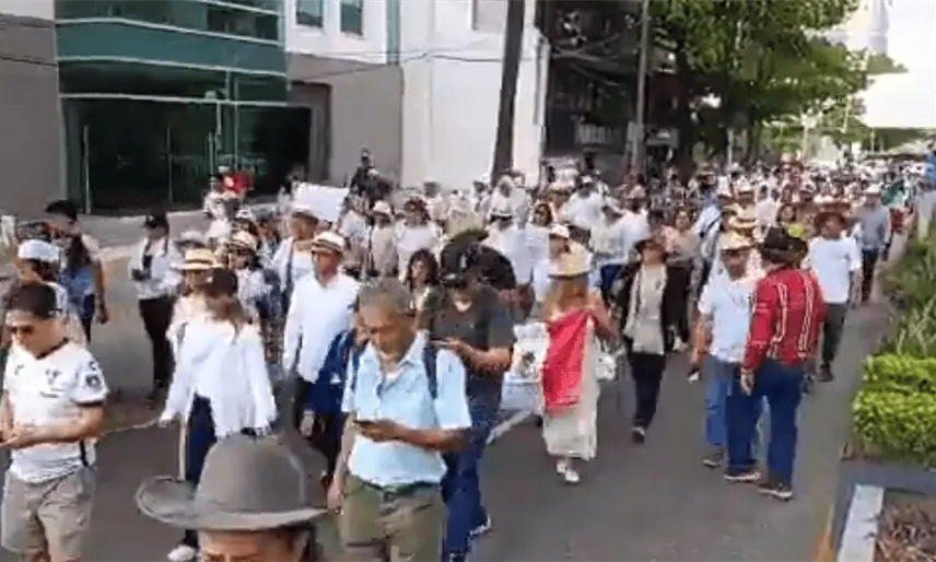 Replican en Villahermosa marcha de la Generación Z y Movimiento del Sombrero