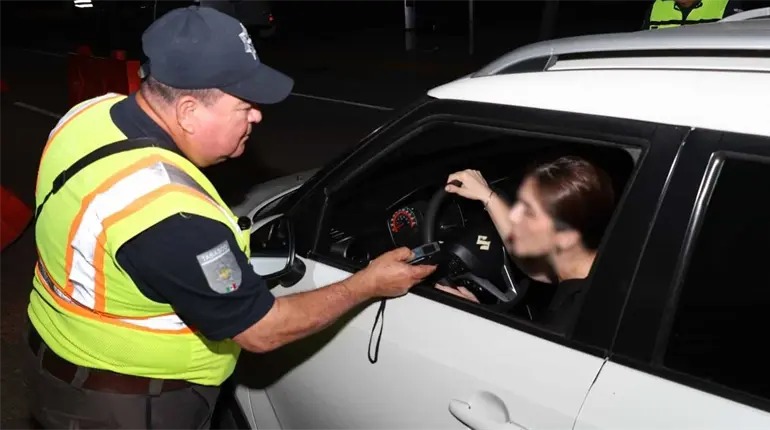 Aplica PEC en Villahermosa 839 pruebas de alcoholímetro; sólo 9 dieron positivo