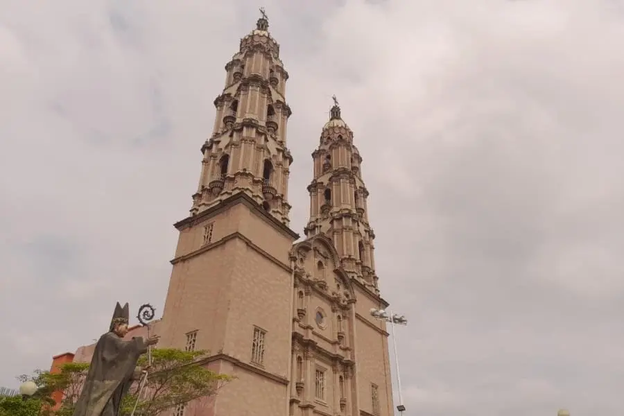 No dejarse guiar por falsos mesías, pide obispo de Tabasco