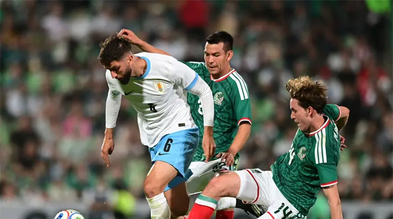 México y Uruguay igualan sin goles en Torreón en duelo amistoso