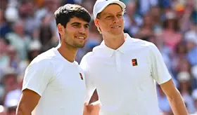 Alcaraz cierra 2026 en la cima; le sigue Sinner