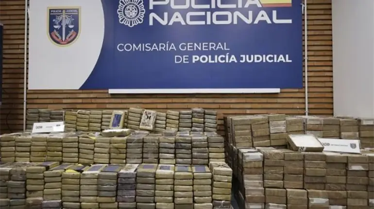 Desmantelan "oficina" del CJNG en España; reportan 20 detenidos