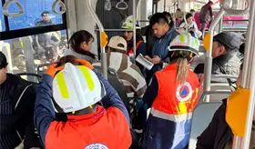 Chocan dos unidades de trolebús en la CDMX; hay 26 personas lesionadas