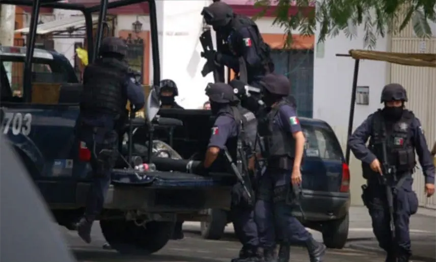 Marina detiene 54 personas en Colima