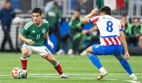 La selección mexicana termina el año con derrota 2-1 frente a Paraguay
