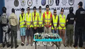 Detienen a 8 personas en Jalpa de Méndez y Macuspana por narcomenudeo y portación de armas