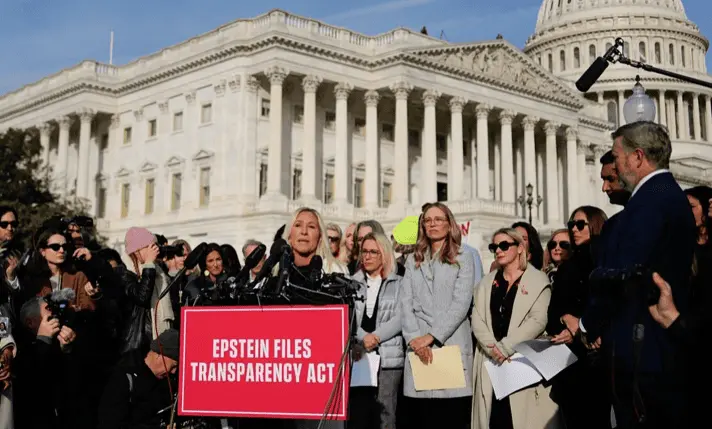 Cámara de Representantes de EE.UU. aprueba publicación de archivos de caso Epstein