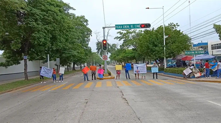 Tras bloqueo en Av. Usumacinta, familiares de personas detenidas logran que sus casos sean revisados