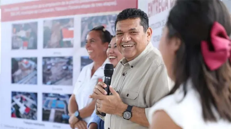 Tras dos meses en el &uacute;ltimo lugar del ranking de gobernadores de Mitofsky, Javier May sube al pen&uacute;ltimo