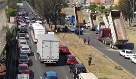 Agricultores y transportistas anuncian megabloqueo en México para este lunes