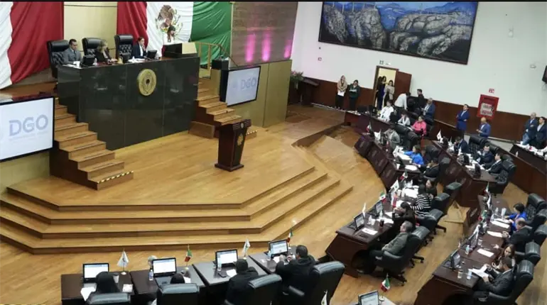 Congreso de Durango aprueba "Ley Nicole" que prohíbe cirugías estéticas en menores