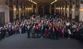 Sheinbaum reúne a legisladores para agradecerles aprobación del Paquete Económico 2026