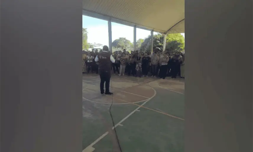 Tras protesta y quemas, Conalep compromete pagar becas a estudiantes en diciembre