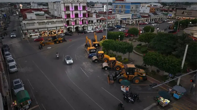 Cárdenas llevaba 100 años de retraso en reparación de caminos: Euclides Alejandro