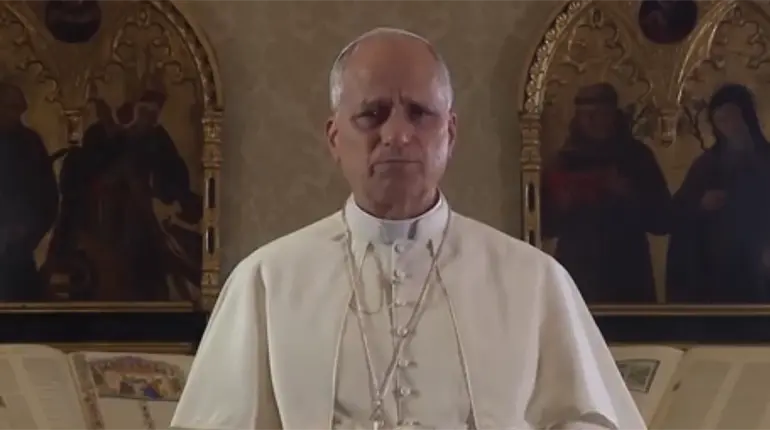 Llama León XIV a integrar fe y razón en educación católica