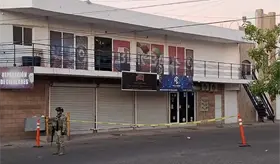 Atacan a balazos tres inmuebles en Culiacán