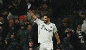 Con gol de Raúl Jiménez el Fulham vence por la mínima al Sunderland
